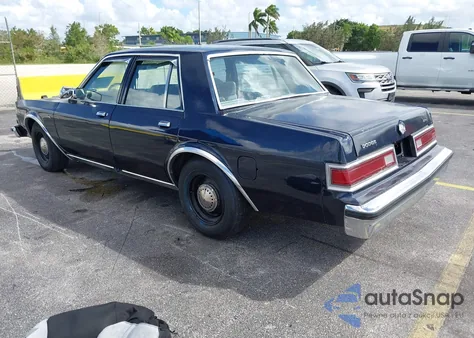 1986 Dodge Diplomat Salon z USA, uszkodzony, nr VIN 1B3BG26P4GX539728